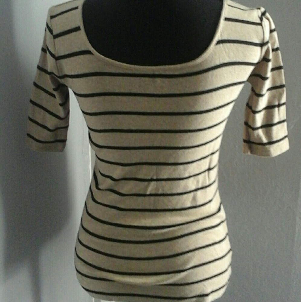 Sweater - Picture 3 of 3